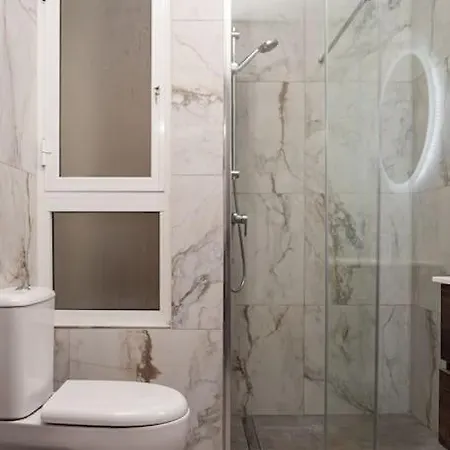 Chic 2-bed In Il-gzira * グジラ