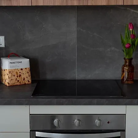 Chic 2-bed In Il-gzira