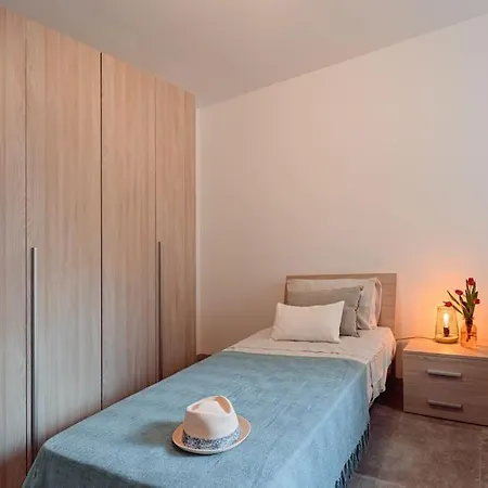 Lägenhet Chic 2-bed In Il-gzira Gzira